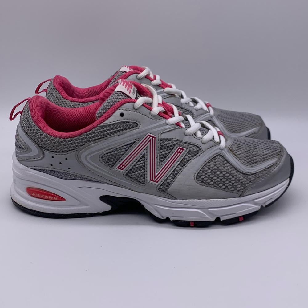 New Balance women 540 running shoe